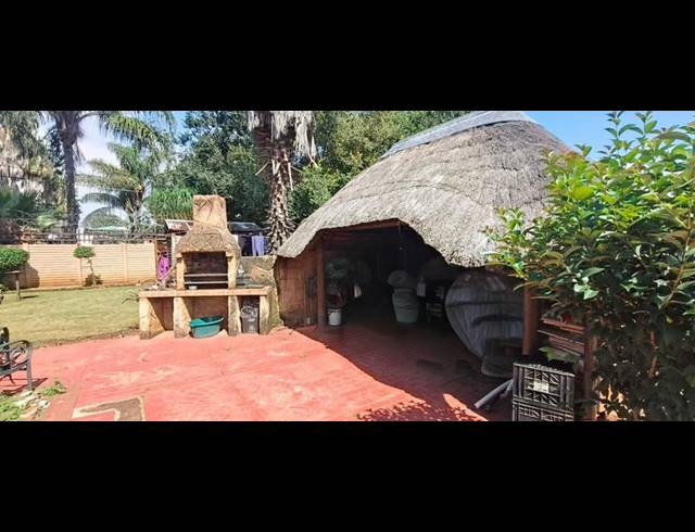 4 BEDROOM HOUSE FOR SALE IN DASPOORT